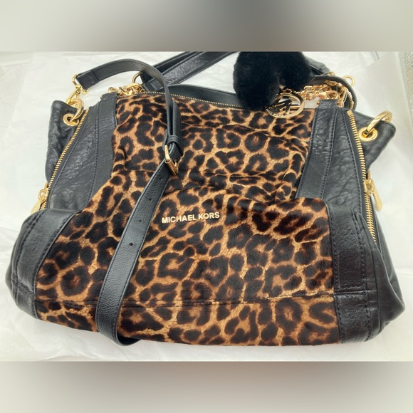 Michael Kors Black and Leopard Print Shoulder Bag BRAND NEW - Picture 3 of 11